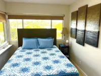 Oceanfront Dolphin Views at the Edge of the USA. 2-Bed 1-Bath Pet-Friendly. - 4-Star