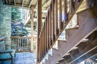 Stunning Mountain Views-Come Enjoy the MTS at This Cozy Retreat! - 4-Star