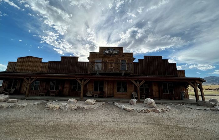 Cabin 3 at the Almo Inn, Close to City of Rocks National Park and Castle Rock