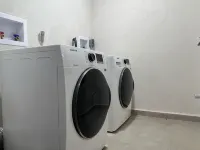 Seavetri Two - Modern apartment near serene beach and town centre Hotels in Speightstown