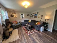Charming Home in Historic Downtown Franklin, No Cleaning Fee! - บังกะโล