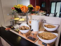 Ibis Belfast City Centre - Breakfast