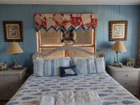 Direct Oceanfront & Private, Dog Friendly, 2Br House, July/August Availability. - 4-Sterne