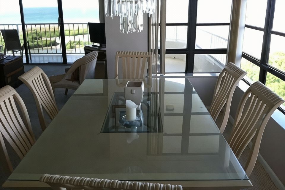 Photo 4 of 6