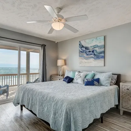 Paradise Found! Fabulous, Flexible, Beach Front Luxury! HotTub, Best Location!