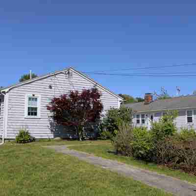 Your Perfect Beach Getaway Just a Block / 0.1 Mile Away! Hotel Exterior
