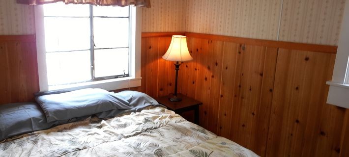 Scenic Lake front cottage! Summer in Door County too good to miss! Hotels in Door County