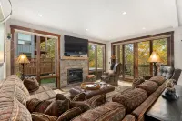 Luxury creek side cabin with 4 master bedrooms & 1000 feet of creek side decks - 4-Star