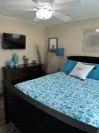 Remodeled Vacation Rental in Long Beach  min to town/ walking distance to beach