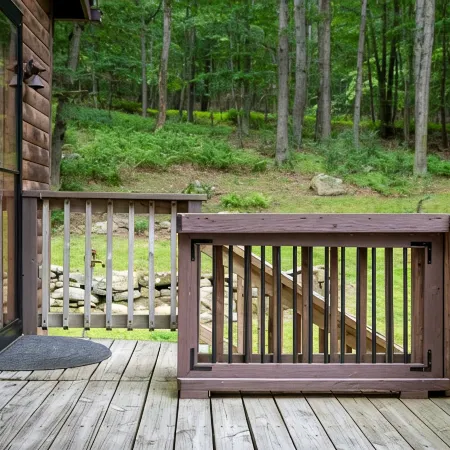 3BR Cabin Getaway: Hike & Swim Nearby! Modern, dog-friendly, wi-fi + king suite