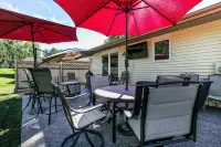 Spacious Updated Home Within Minutes to Shopping & Restaurants!