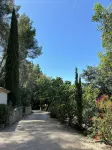 Maison de Famille Entre Pinède et Vignes à 15mn de la Plage - Homestays