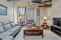Perfect Blend of Convenience & Comfort in the heart of Syracuse NY - 3 tähden