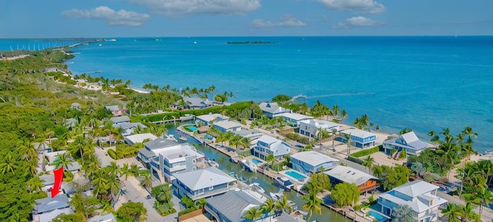 Bungalow #5 - 2 Bed/1 Bath & Pool in Islamorada Hotels in Islamorada