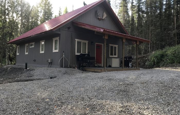 Secluded Sterling Cabin sleeps up to 12