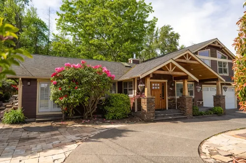 High-End Contemporary Custom Home on 244 Acre Park