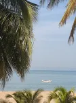 Rare in Saly! Seafront detached villa - 1st line, under the coconut trees. Hotels in 
