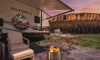 Cozy Nemo Retreat - Big View • King Suite •  Trail Access