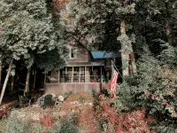 Cozy Waterfront Lake Cabin - New Listing - Adirondacks - Long Lost Lodge