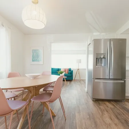 Boutique Largo Bungalow: Just mins to Gulf beaches! Beach gear provided!