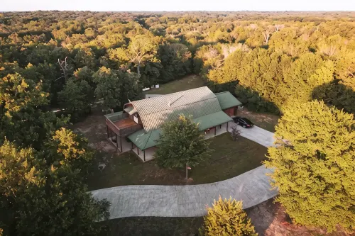Spacious log cabin for country getaway