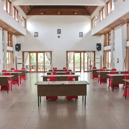 Grand Mega Resort & Spa Отели в г. Чепу