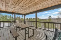 Escape to the Clouds: The Berry Barn Awaits You! - Wifi