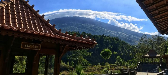 Imah Kayu by Horison Hotel di Kabupaten Kuningan