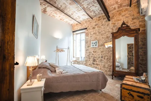 La Maison Inès -Exceptional 18th-Century Bastide in Vallon pt d'Arc- Labeled  - France - Farmhouses