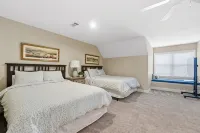 Lake Oconee - Waterfront 3 BR, 3 BA condo inside Reynolds, Greensboro, GA. - 4-Star