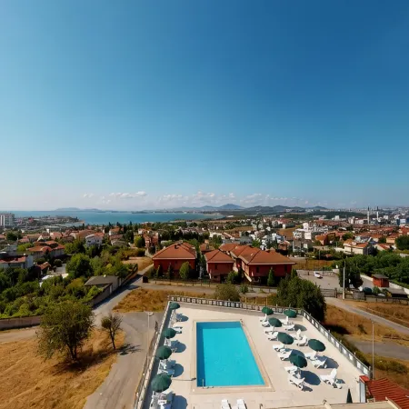 Double Royal Hotel
