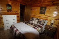 Peace, Privacy and a Pontoon!! No steps in home or to water! - Homestays