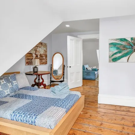 Historic Loft Best DT Location. Unit 3 5139