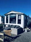 Beautiful and luxurious chalet for 4 persons 500 m from the sea. - Feriehus