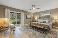 Three Oaks - Perfectly Designed Nature Escape!