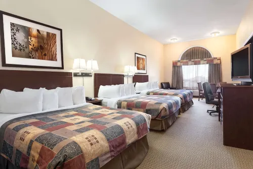 Ramada by Wyndham Weyburn