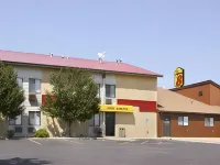 Super 8 by Wyndham Luverne I90 Hotéis em Rock County