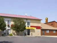 Super 8 by Wyndham Luverne I90