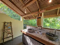 Same Same Bungalows Eco Lodge