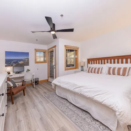Summit County Basecamp: Escape to the Mountain Lake! Garage-Grill-In Town!