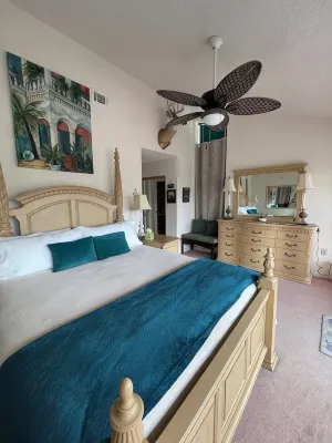 Poolside Destin Harbor access townhome with boat slip and private beach access - บังกะโล