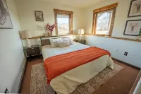 Bozeman Country Retreat ~ Big Sky Views - Homestays
