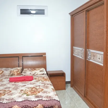 Cozy 2-bedroom apartment in welcoming Flic en Flac with WiFi, AC, close to beach