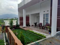 Villa Bungas Batu - Villas