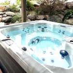 Mountain Views - Hot Tub - Huge Patio + BBQ Fun