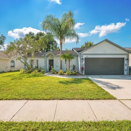 *Pool* 8.5 miles to Honeymoon Island. 4 bdr