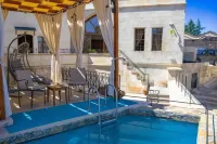 Portal Cappadocia Hotel - Infinity Pool & Castle View - 5-Star