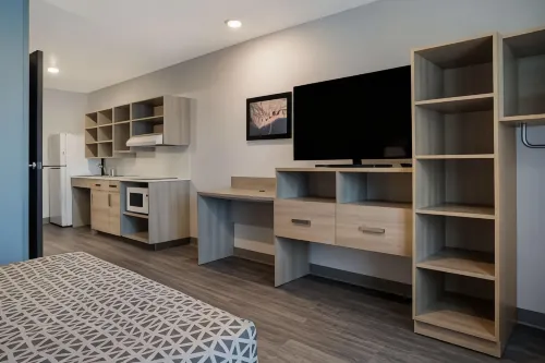 WoodSpring Suites Detroit Sterling Heights - Wifi