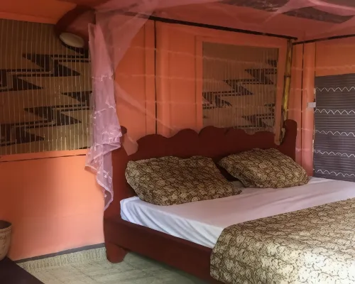 Fravan Eco Resort ルヘンゲリのホテル