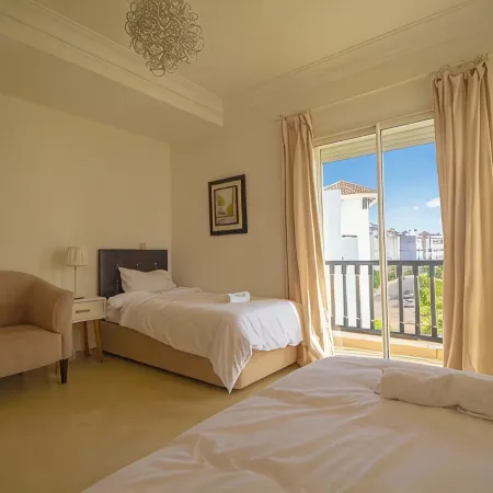 Large 3-Façade Apartment with Sea View & Pool